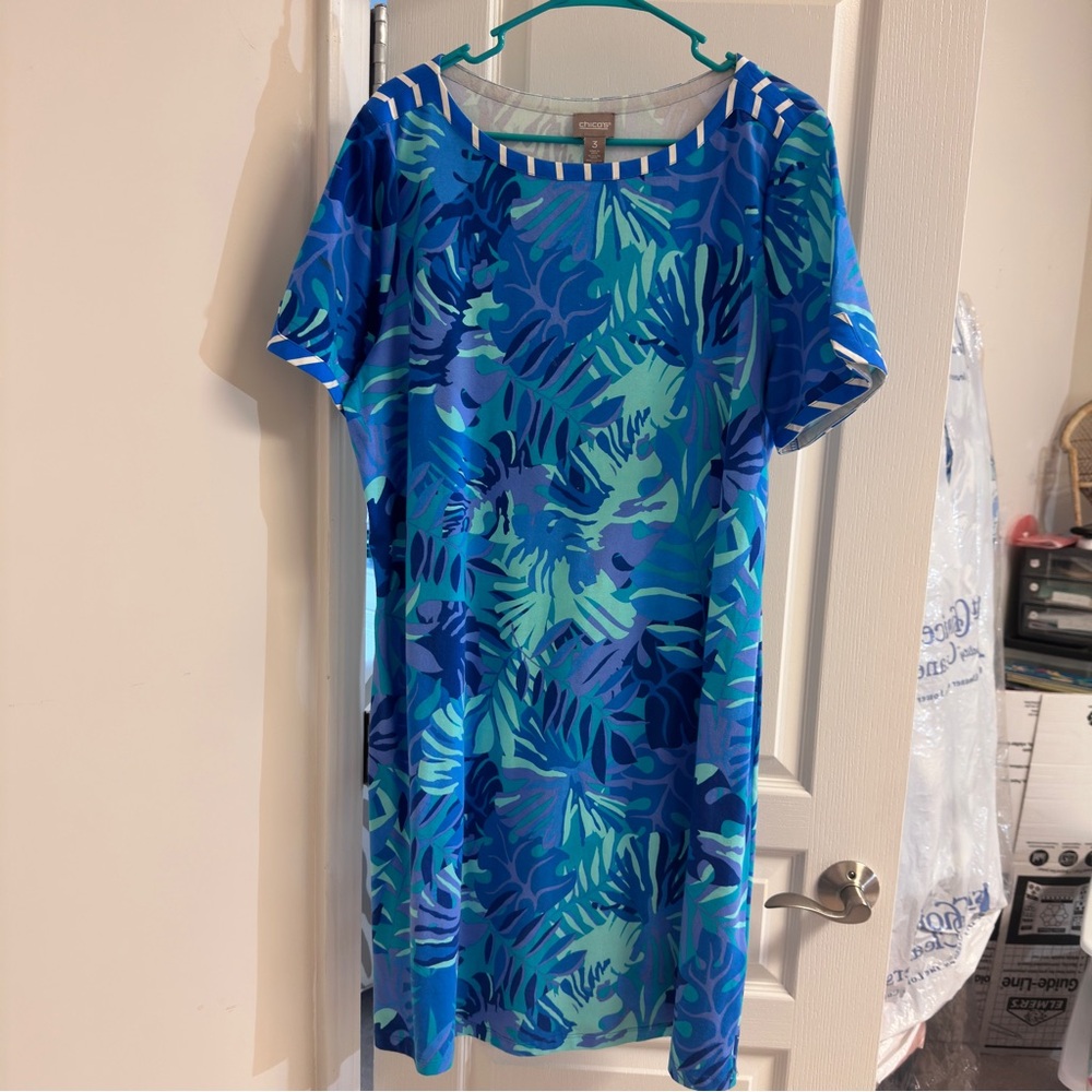 Chico’s Size 3 Blue Green Tropical Leaf Print Short Sleeve Shift Dress - Picture 5 of 13
